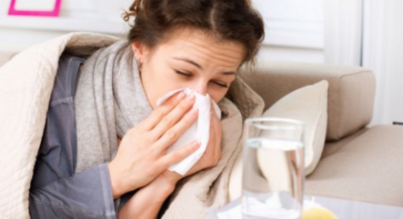 Temperaturile ridicate nu ne scutesc de infecţii respiratorii, care sunt chiar mai agresive decât cele sezoniere, iar tratarea lor este îngreunată din cauza căldurii dogoritoare.