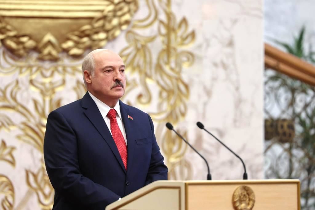 После тайной инаугурации Лукашенко его отказались признать легитимным несколько стран.