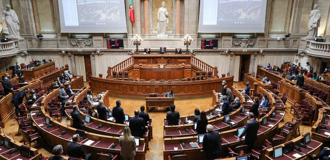 Парламент Португалии легализовал эвтаназию.