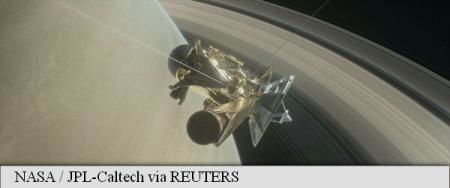 Sonda Cassini a reluat contactul cu NASA după ce a trecut de inelele lui Saturn. 