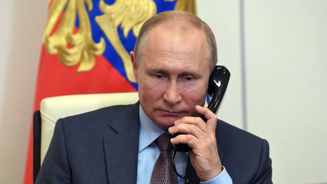 Пашинян позвонил президенту Путину на фоне конфликта вокруг непризнанного Нагорного Карабаха. 