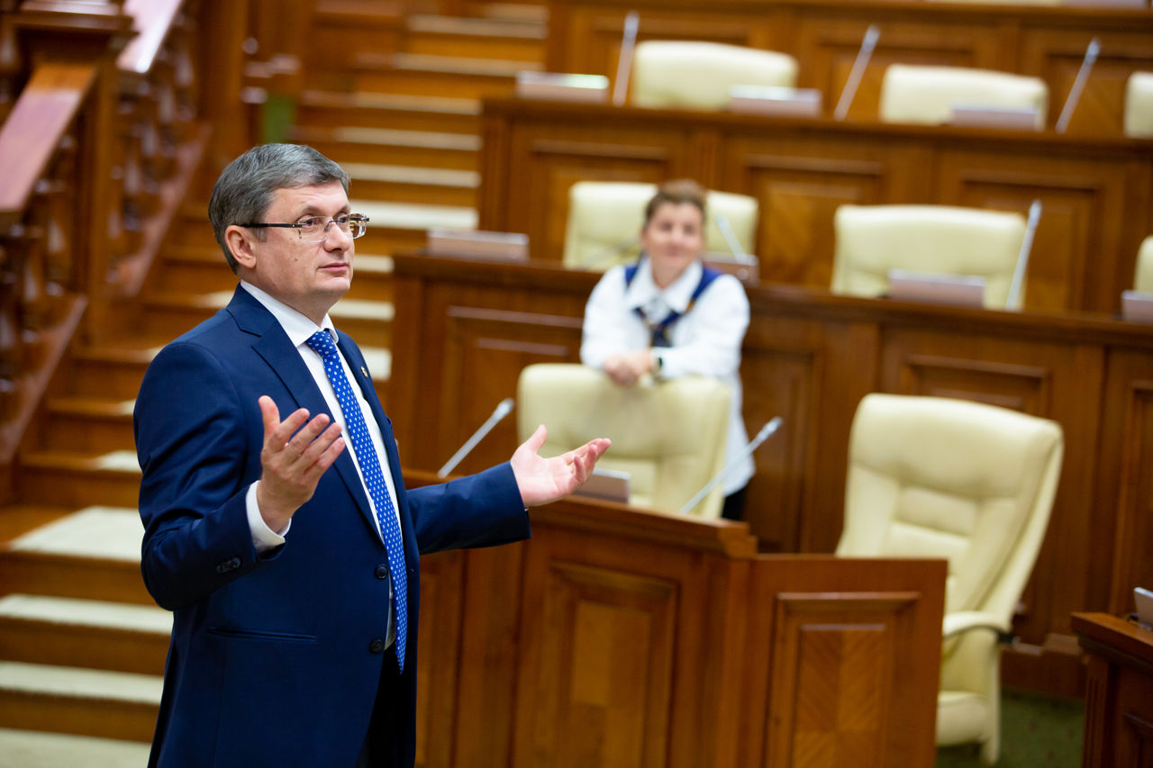 Гросу: "У нас есть 3 кандидата на пост мэра".