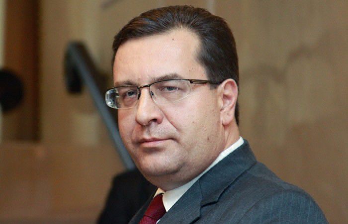 Marian Lupu spune că Adrian Candu ar putea să părăsească funcția de președinte al Parlamentului după alegerile prezidențiale.