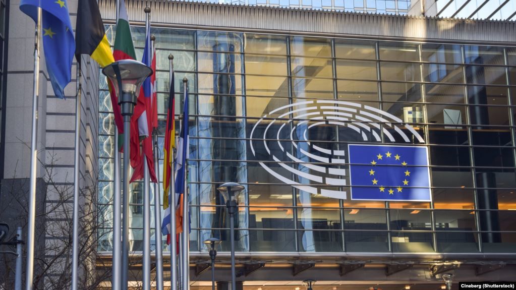 В Еврокомиссии ждут от Великобритании конкретных предложений по Brexit.