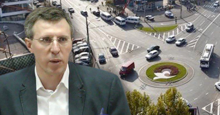 Киртоакэ против того, чтобы круг на Московском проспекте убрали .