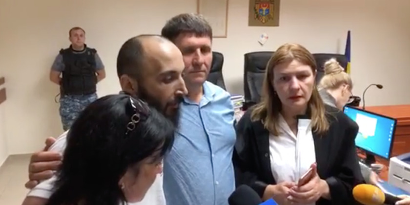 Петик после освобождения: Мы должны бороться за справедливость. 