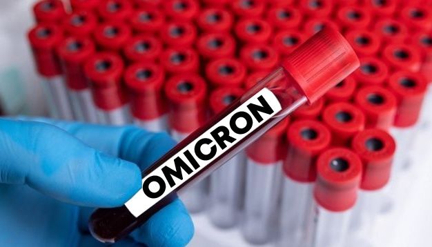 В Дании обнаружили более заразную разновидность "омикрона".