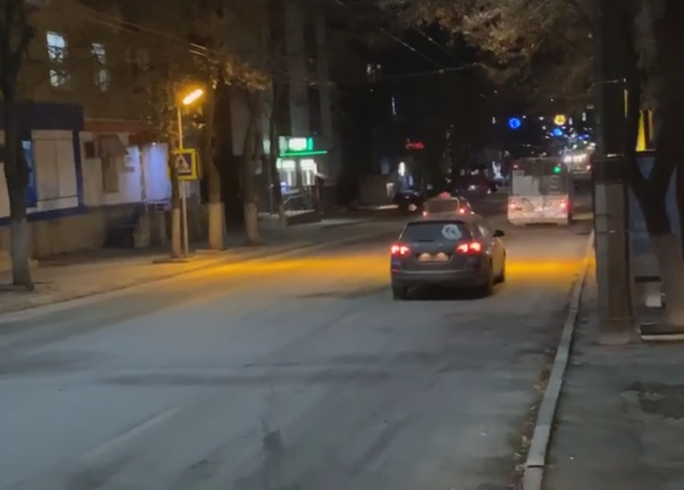 В Бельцах стартовал эксперимент по подсветке пешеходных переходов.