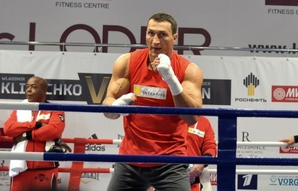 Многократный чемпион мира во всех четырех профессиональных версиях (WBA, IBF, WBO, IBO) Владимир Кличко.
