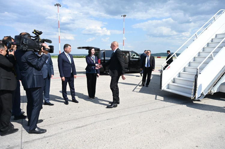 Президент Азербайджана Ильхам Алиев прибыл в Кишинев.