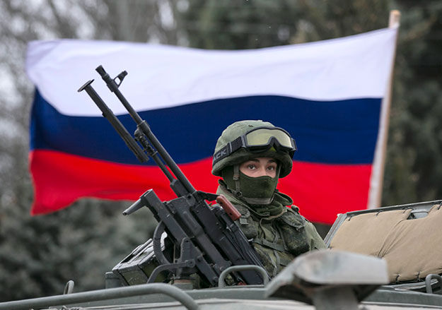 Россию не раз обвиняли в поставке оружия ополченцам Донбасса, однако российское Минобороны всегда опровергало эту информацию.