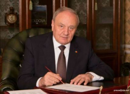 Президент Николае Тимофти удостоен титула Doctor Honoris Causa.