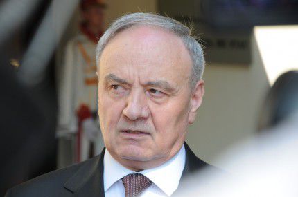 Стрелец обратился к Николаю Тимофти с просьбой инициировать отставку главы НАЦ.