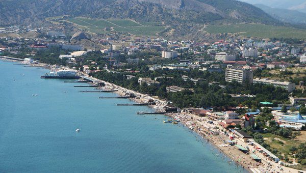 Загрузка работающих крымских здравниц в среднем составляет 69%.