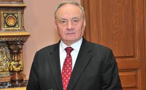 Nicolae Timofti, a semnat decretul oficial de numire a lui Valeriu Streleț în funcția de premier al Republicii Moldova. Foto: oficial.md