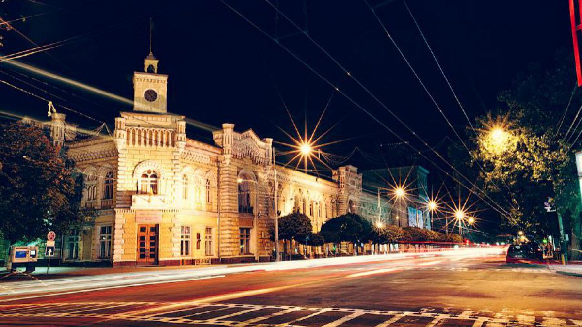 În Chișinău va fi introdusă o rută nocturnă pentru o perioadă de testare. Foto: vacantierul.ro