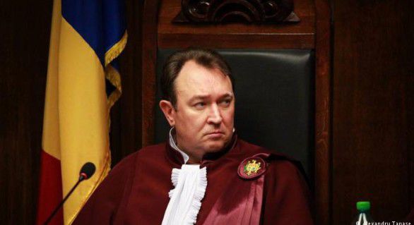 Republica Moldova este guvernată prin persoane interpuse.