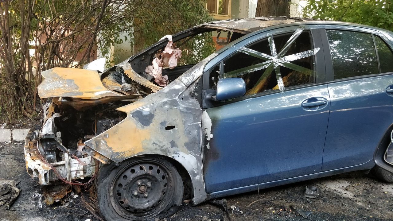 Причина возникновения пожара не известна. 