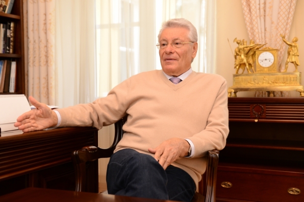 Succesorul primului președinte, Petru Lucinschi, crede că româna și moldoveneasca sunt una și aceeași limbă.