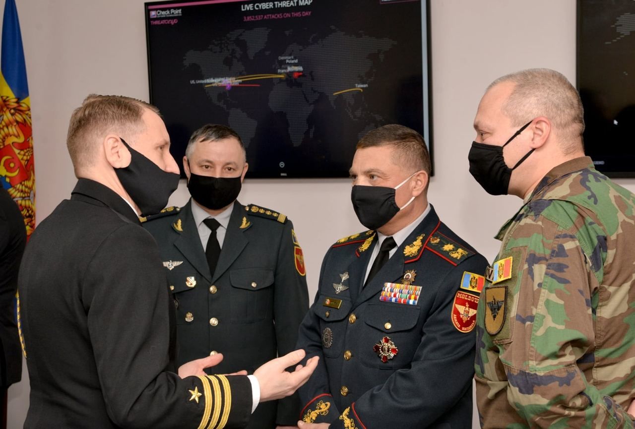 НАТО помог создать механизм реагирования на киберугрозы в вооруженных силах Молдовы.