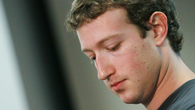Цукерберг извинился за недостаточные меры Facebook для защиты пользователей.