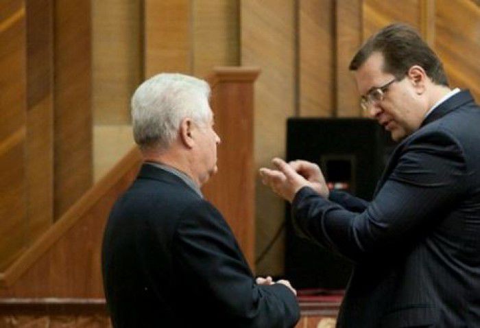 Vladimir Voronin, a declarat în cadrul ședinței de astăzi a Parlamentului că l-a delegat pe Marian Lupu în Partidul Democrat. Foto: karadeniz-press.ro