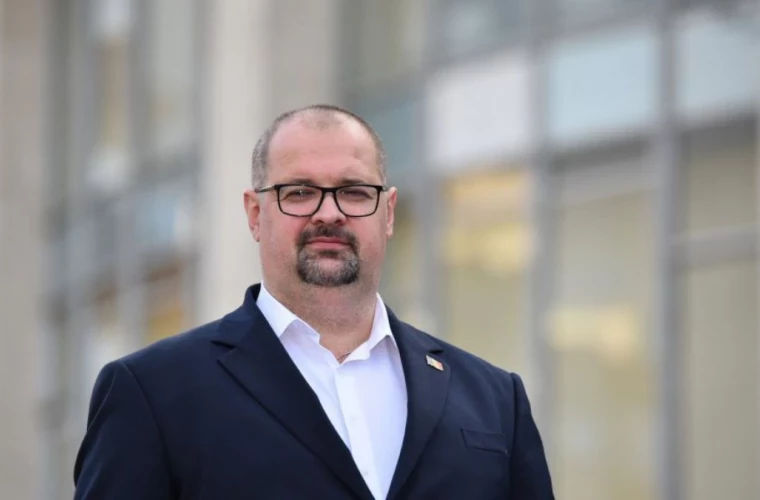 Лебединский назначен заместителем председателя Комиссии по вопросам права.