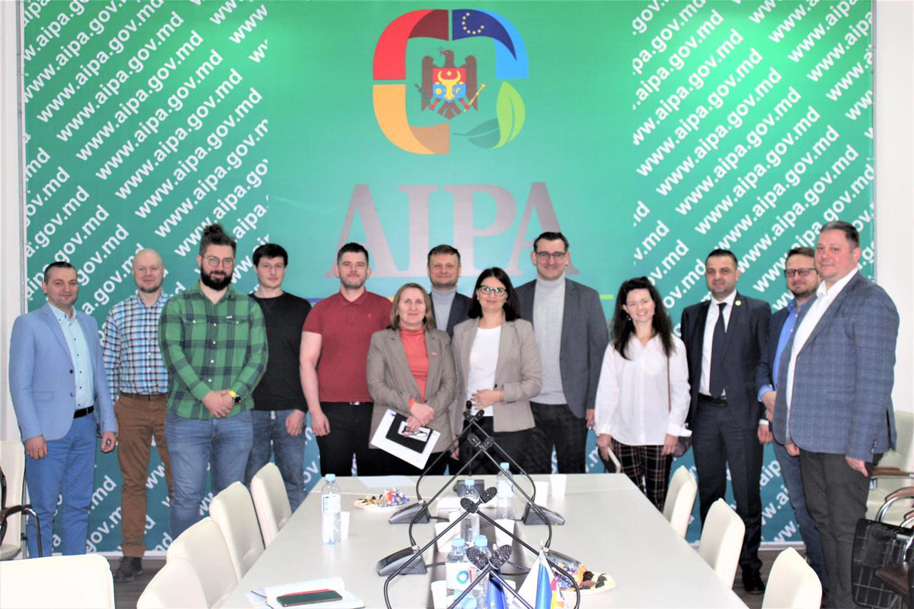Официальная польская делегация оценила деятельность AIPA.