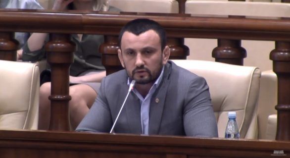 Replica lui Dudnic la criticele privind proiectul Arena Chișinău