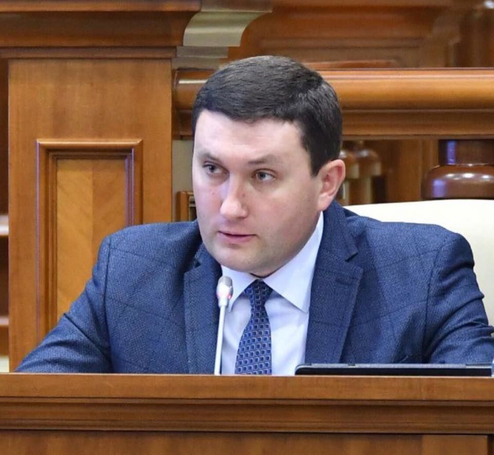 Депутат ПСРМ активно занимался расследованием схемы которая привела к инсулиновому скандалу. 