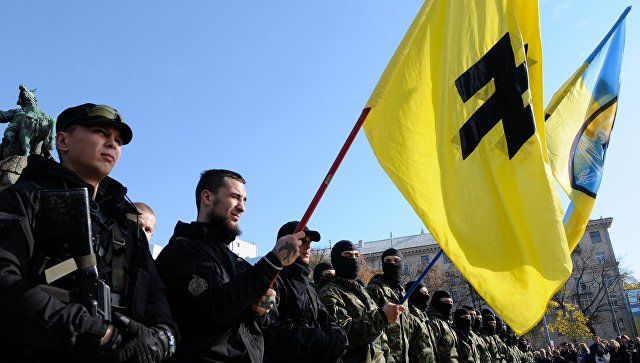 Украинский батальон "Азов" заявил о планах по созданию партии.