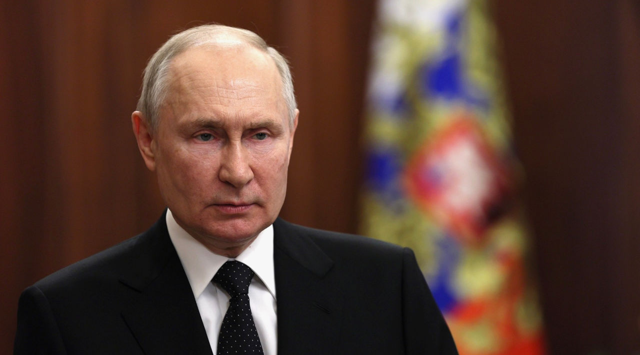 Putin: Operațiunea militară trebuie continuată în conformitate cu planul Statului Major General.