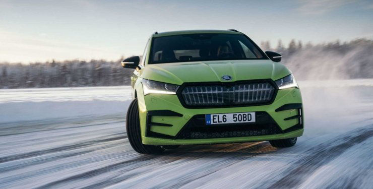 Электромобиль Skoda Enyaq установил два мировых рекорда за один день.