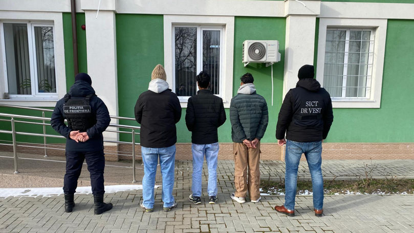 Trei studenți străini, reținuți de polițiștii de frontieră moldoveni.