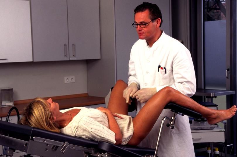 Topul celor mai bizare obiecte găsite de doctori în vagine și uretre
