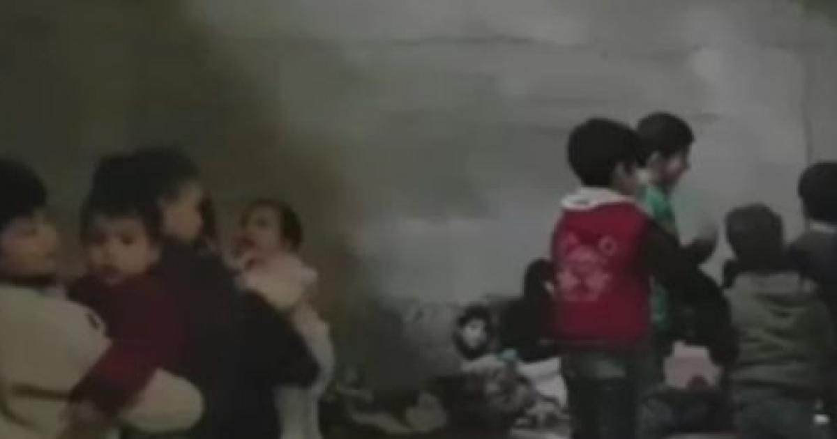 Peisaj sumbru: Copiii care trăiesc sub pământ. Foto: digi24.ro