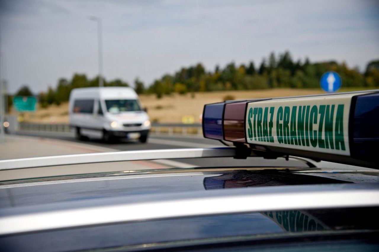 Polonia: 20 de moldoveni într-un microbuz cu 7 locuri