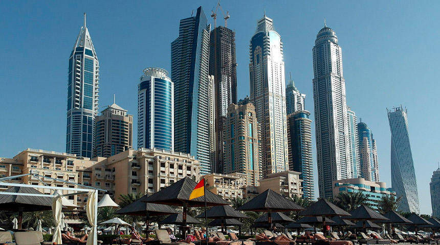 ОАЭ предупредили США о возможном отказе от расчетов в долларах.