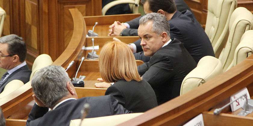 Pentru Plahotniuc limba e română: Restul să-și facă concluzii. Foto:ZdG