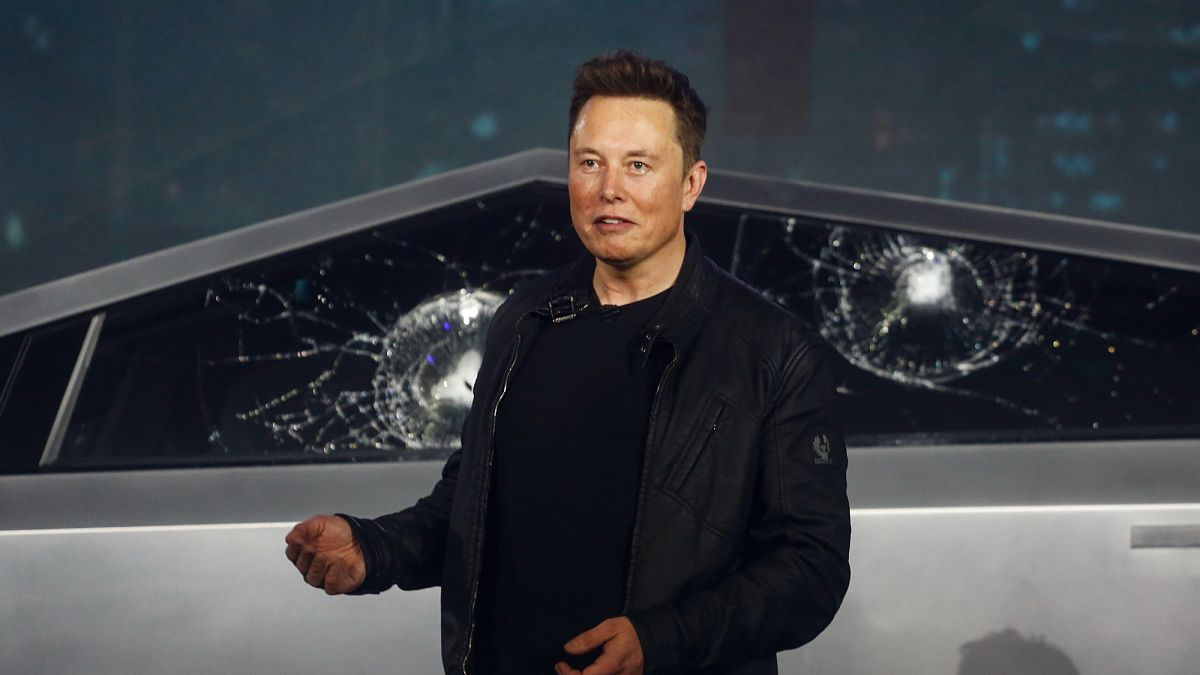 Прибыль компании Tesla сокращается: недовольство действиями Маска мешает продажам.