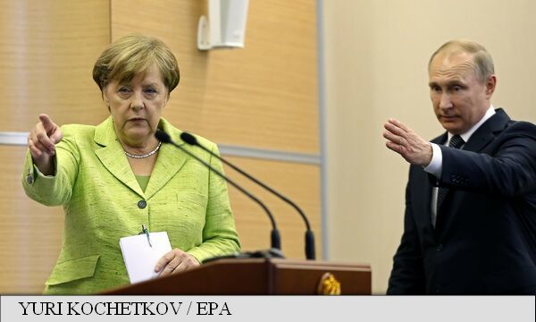 Merkel i-a transmis lui Putin îngrijorarea privind drepturile homosexualilor și libertatea de manifestație în Rusia.