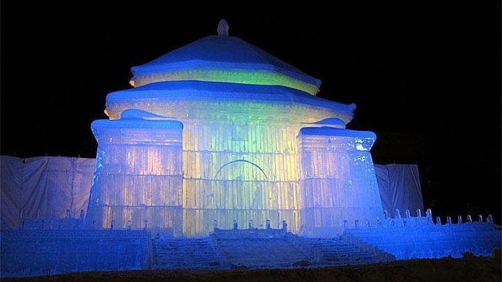 Atmosferă feerică în Japonia. Începe festivalul anual al zăpezii