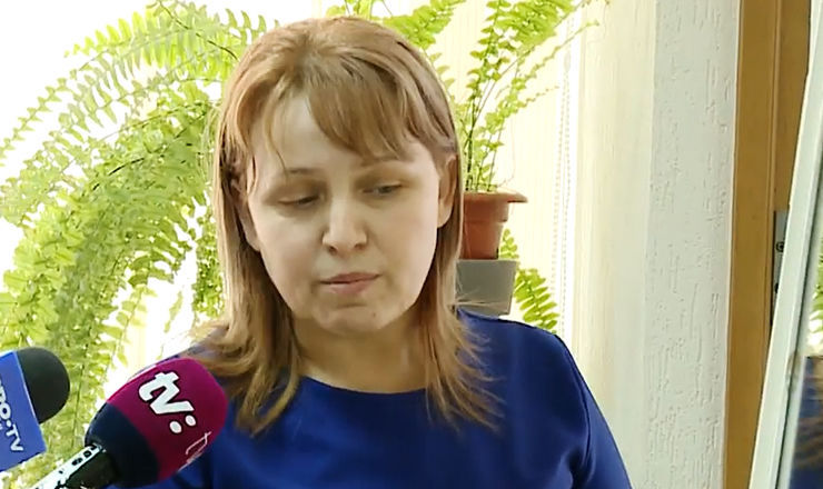 Судья, у которой прошли обыски по делу о коррупции, требует отмены ее отстранения от должности.