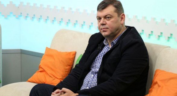 Analist despre europarlamentari: Mituiți pentru a se opune votului mix