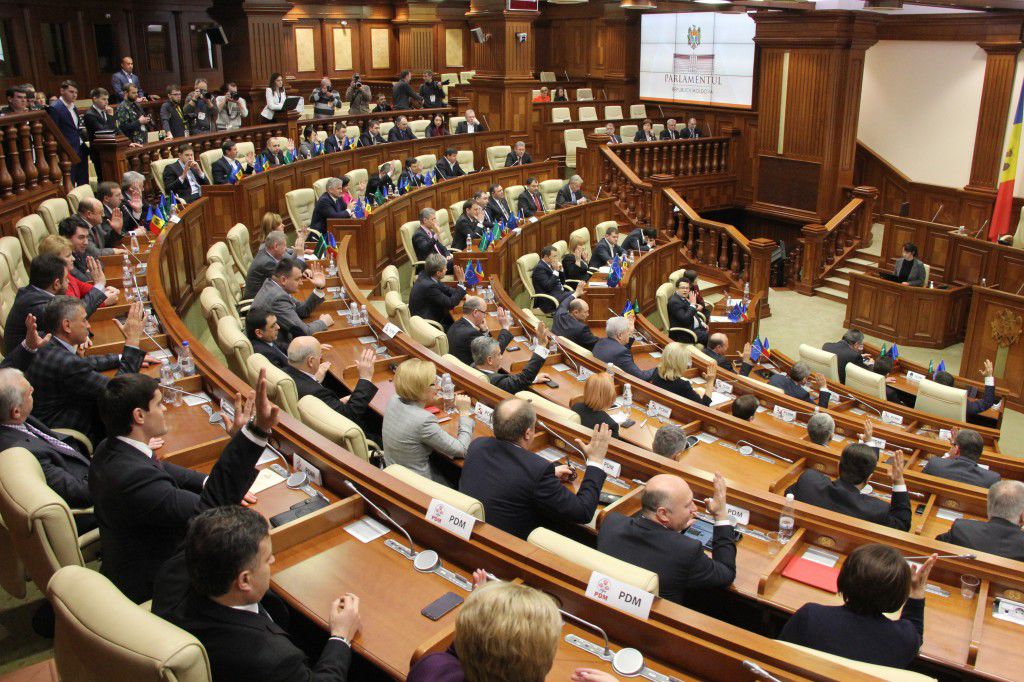 НАРЭ предоставят объяснения относительно возможного повышения тарифов и о рисках прерывания поставок электроэнергии.