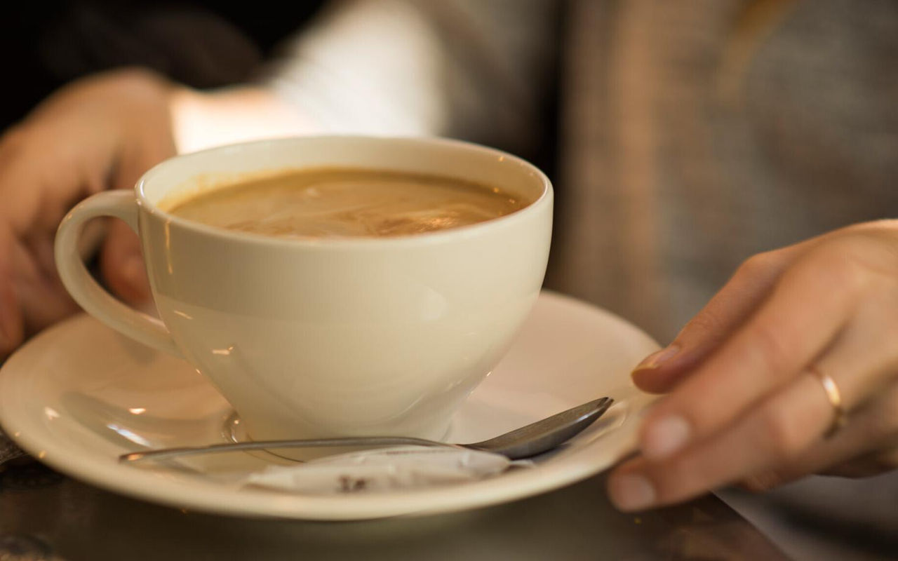 Studiu: Cafeaua consumată dimineața reduce riscul de deces.
