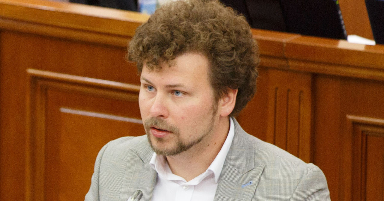 Депутат PAS Дан Перчун.