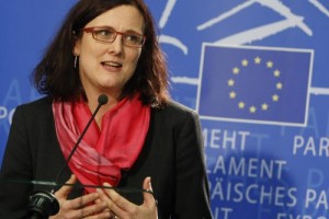 Comisarul European  pentru Agricultură și Dezvoltare Rurală, Dacian Cioloș, și Comisarul European pentru Afaceri Interne, Cecilia Malmstrom, vor sosi mâine, 22 mai, la Chișinău.