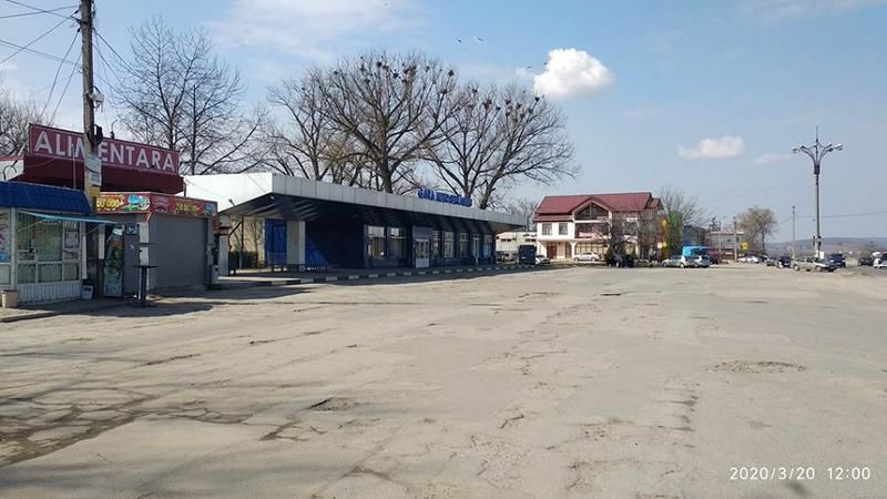 Жители районов, работающие в столице, не могут добраться на работу.