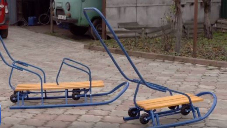 Un bărbat din Ialoveni a inventat sania pe roți. Cum funcționează